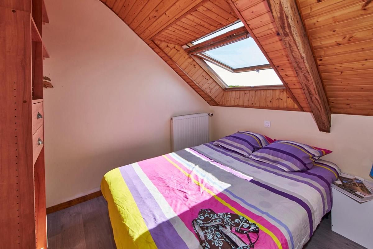 Village De Cromenach Ambon Room photo